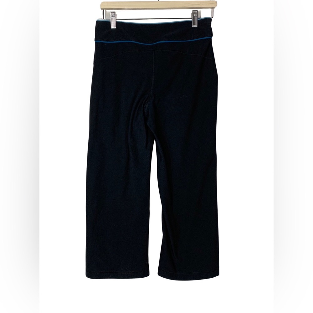 Nike Dry Fit Cropped exercise pants -Medium - Picture 2 of 11